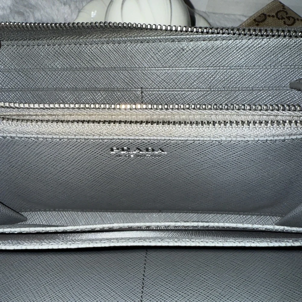 Prada Gray Textured Wallet - Picture 8 of 15